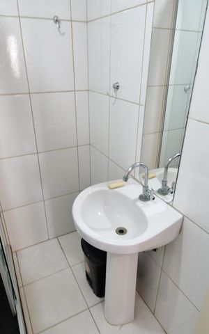 Apartamento para alugar com 75m², 2 quartos e sem vagaBanheiro