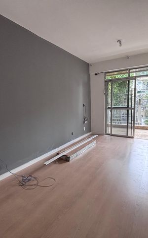 Apartamento para alugar com 82m², 2 quartos e 1 vaga Apartamento para alugar com 82m², 2 quartos e 1 vagaSala
