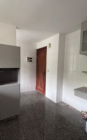 Apartamento para alugar com 82m², 2 quartos e 1 vaga Apartamento para alugar com 82m², 2 quartos e 1 vagaCozinha