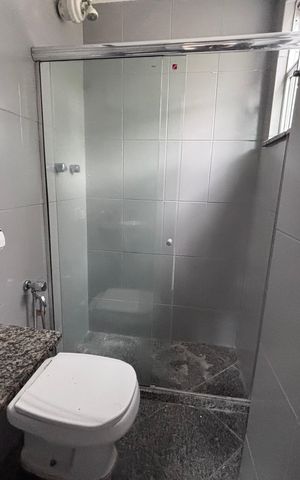Apartamento para alugar com 82m², 2 quartos e 1 vaga Apartamento para alugar com 82m², 2 quartos e 1 vagaBanheiro do Quarto 1