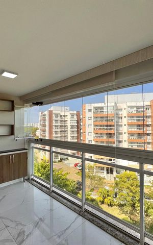 Apartamento à venda com 82m², 2 quartos e 1 vaga Apartamento à venda com 82m², 2 quartos e 1 vagaVaranda