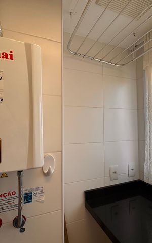 Apartamento à venda com 82m², 2 quartos e 1 vaga Apartamento à venda com 82m², 2 quartos e 1 vagaCozinha e Área de Serviço