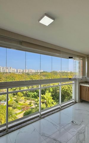 Apartamento à venda com 82m², 2 quartos e 1 vaga Apartamento à venda com 82m², 2 quartos e 1 vagaVaranda