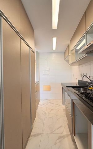 Apartamento à venda com 82m², 2 quartos e 1 vaga Apartamento à venda com 82m², 2 quartos e 1 vagaCozinha e Área de Serviço