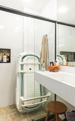 Apartamento à venda com 77m², 2 quartos e 1 vagaBanheiro Suíte