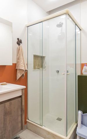 Apartamento à venda com 77m², 2 quartos e 1 vagaBanheiro
