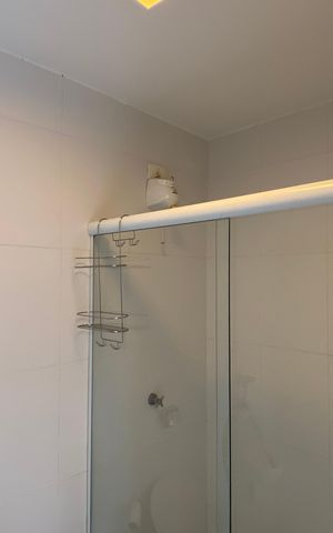 Casa à venda com 600m², 4 quartos e 8 vagas Casa à venda com 600m², 4 quartos e 8 vagasBanheiro 6