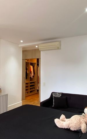Casa à venda com 600m², 4 quartos e 8 vagas Casa à venda com 600m², 4 quartos e 8 vagasSuíte 3