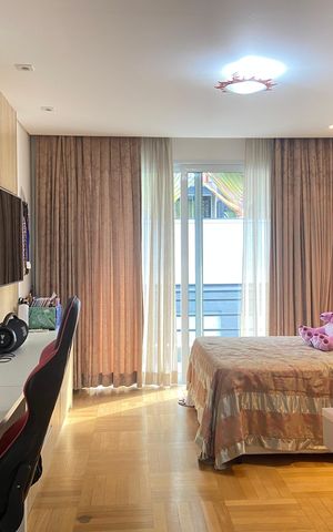 Casa à venda com 600m², 4 quartos e 8 vagas Casa à venda com 600m², 4 quartos e 8 vagasSuíte 1