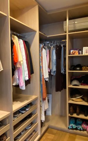 Casa à venda com 600m², 4 quartos e 8 vagas Casa à venda com 600m², 4 quartos e 8 vagasCloset da suíte 3