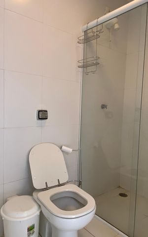 Casa à venda com 600m², 4 quartos e 8 vagas Casa à venda com 600m², 4 quartos e 8 vagasBanheiro 6