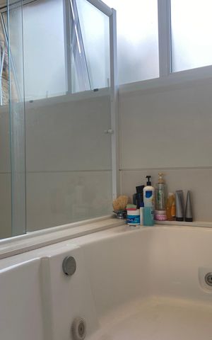 Casa à venda com 600m², 4 quartos e 8 vagas Casa à venda com 600m², 4 quartos e 8 vagasBanheiro da Suíte Master