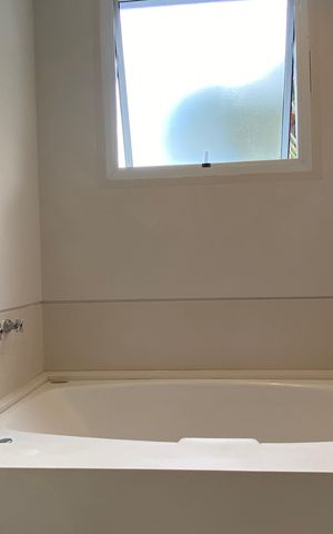 Casa à venda com 600m², 4 quartos e 8 vagas Casa à venda com 600m², 4 quartos e 8 vagasBanheiro da Suíte 1