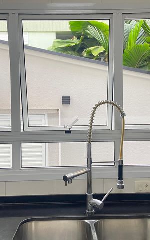 Casa à venda com 600m², 4 quartos e 8 vagas Casa à venda com 600m², 4 quartos e 8 vagasCozinha
