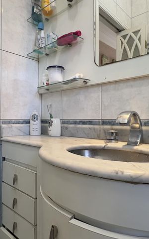 Casa à venda com 250m², 3 quartos e 4 vagasBanheiro da Suíte