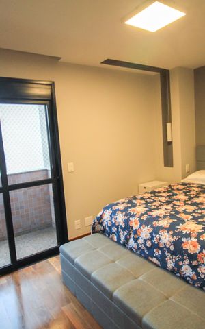Apartamento à venda com 193m², 3 quartos e 4 vagas