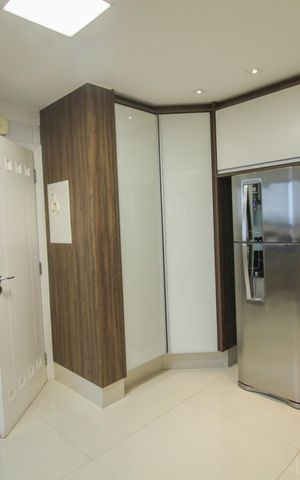 Apartamento à venda com 193m², 3 quartos e 4 vagas