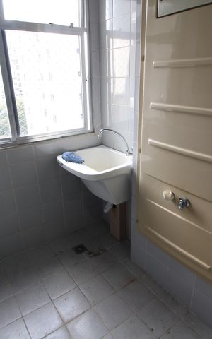 Apartamento à venda com 73m², 2 quartos e 1 vagaÁrea de Serviço