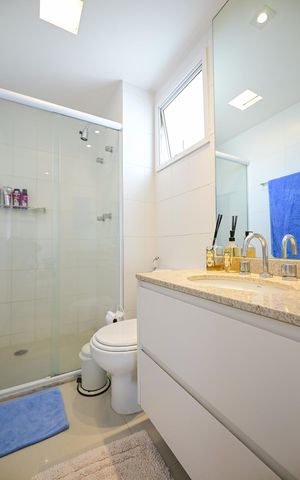 Apartamento à venda com 141m², 3 quartos e 2 vagasBanheiro 1 da Suíte 