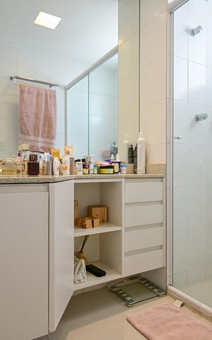 Apartamento à venda com 141m², 3 quartos e 2 vagasBanheiro 2 da Suíte 