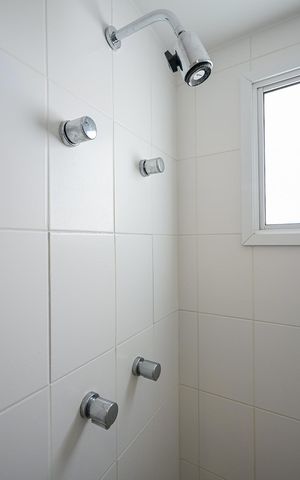 Apartamento à venda com 141m², 3 quartos e 2 vagasBanheiro 2 da Suíte 