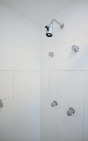 Apartamento à venda com 141m², 3 quartos e 2 vagasBanheiro 1 da Suíte 