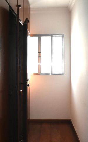 Casa à venda com 430m², 2 quartos e 3 vagas Casa à venda com 430m², 2 quartos e 3 vagasCasa fundos