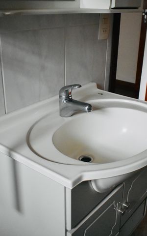 Casa à venda com 430m², 2 quartos e 3 vagas Casa à venda com 430m², 2 quartos e 3 vagasCasa fundos