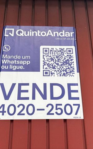 Casa à venda com 430m², 2 quartos e 3 vagas Casa à venda com 430m², 2 quartos e 3 vagasPlaca