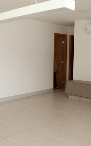 Apartamento à venda com 118m², 2 quartos e 2 vagasSala de TV