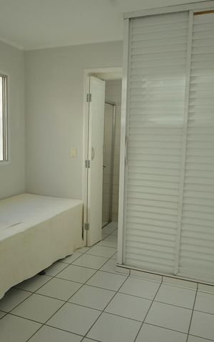 Casa à venda com 236m², 5 quartos e 2 vagasQuarto de Serviço