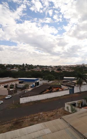 Apartamento para alugar com 185m², 4 quartos e 2 vagasTerraço