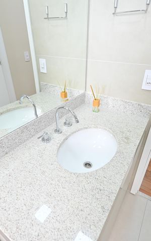 Apartamento à venda com 95m², 3 quartos e 2 vagasBanheiro da Suíte
