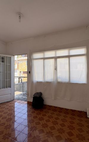 Casa à venda com 170m², 3 quartos e 1 vaga Casa à venda com 170m², 3 quartos e 1 vagaSala - Casa 1