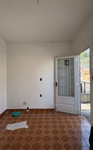 Casa à venda com 170m², 3 quartos e 1 vaga Casa à venda com 170m², 3 quartos e 1 vagaSala - Casa 1