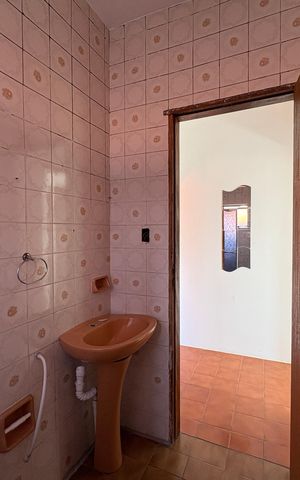 Casa à venda com 170m², 3 quartos e 1 vaga Casa à venda com 170m², 3 quartos e 1 vagaBanheiro - Casa 1