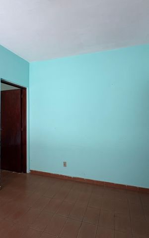 Casa à venda com 170m², 3 quartos e 1 vaga Casa à venda com 170m², 3 quartos e 1 vagaSala - Casa 2