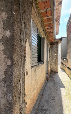 Casa à venda com 170m², 3 quartos e 1 vaga Casa à venda com 170m², 3 quartos e 1 vagaCorredor externo