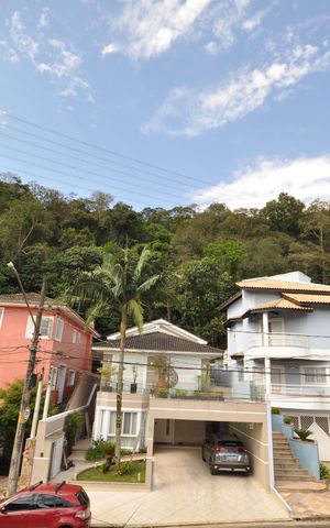 Casa de condomínio à venda com 239m², 4 quartos e sem vagaVista da Sacada da Suíte 3