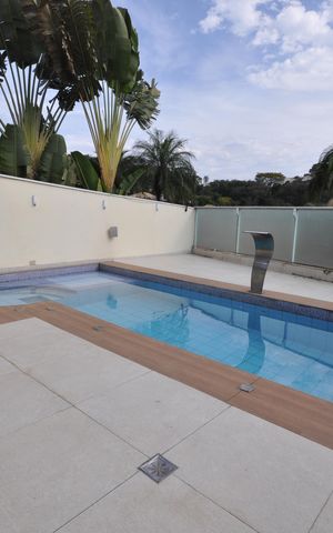 Casa de condomínio à venda com 239m², 4 quartos e sem vagaPiscina