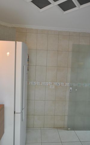 Casa de condomínio à venda com 239m², 4 quartos e sem vagaCantinho do café