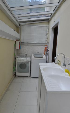 Casa de condomínio à venda com 239m², 4 quartos e sem vagaÁrea de Serviço