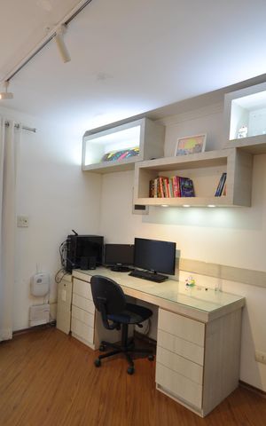 Casa de condomínio à venda com 239m², 4 quartos e sem vagaSuíte 3