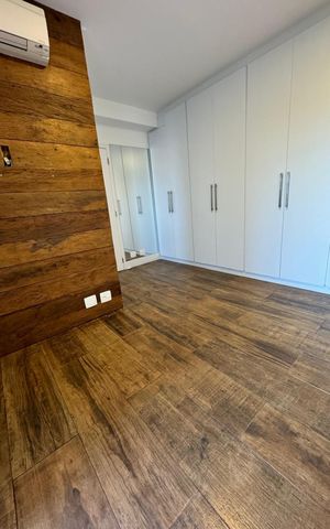 Apartamento à venda com 94m², 2 quartos e 2 vagas Apartamento à venda com 94m², 2 quartos e 2 vagasQuarto
