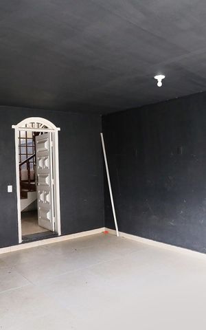 Casa à venda com 360m², 4 quartos e 5 vagas Casa à venda com 360m², 4 quartos e 5 vagasGaragem