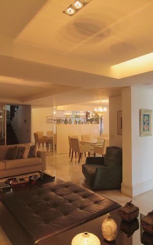 Casa para alugar com 600m², 4 quartos e 4 vagasSala de Estar