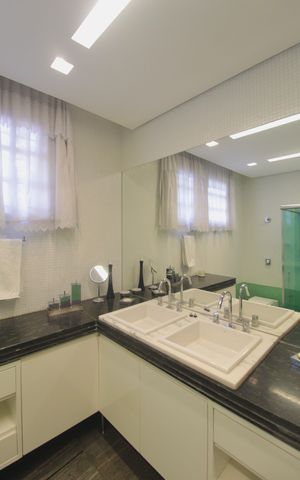 Casa para alugar com 600m², 4 quartos e 4 vagasBanheiro da Suite 1