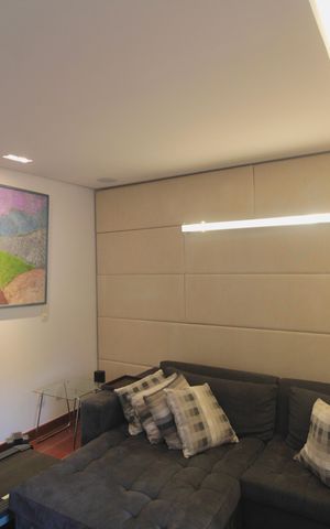 Casa para alugar com 600m², 4 quartos e 4 vagasSala de TV