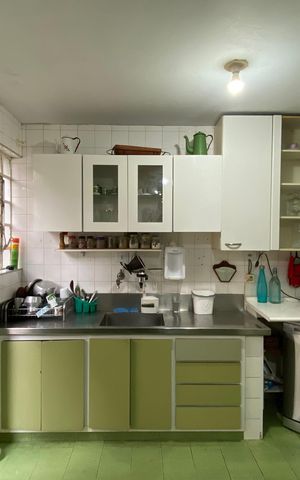 Casa de condomínio à venda com 167m², 3 quartos e 4 vagas Casa de condomínio à venda com 167m², 3 quartos e 4 vagasCozinha