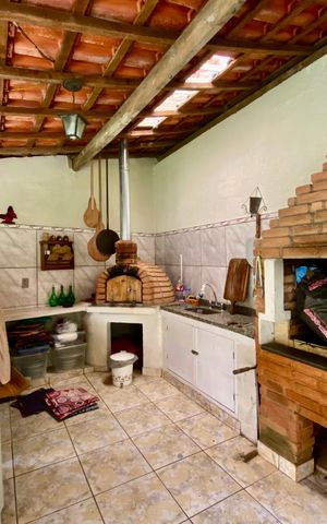 Casa de condomínio à venda com 167m², 3 quartos e 4 vagas Casa de condomínio à venda com 167m², 3 quartos e 4 vagasQuintal Gourmet